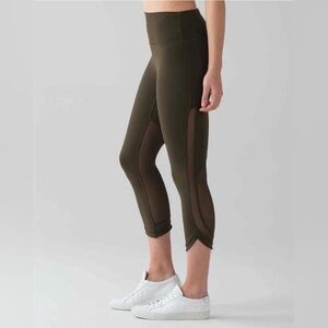Lululemon High-Waisted Brown Leggings Size 4